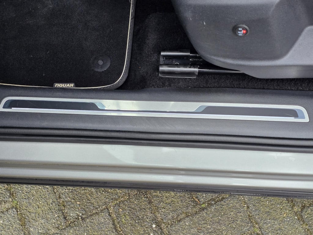 Volkswagen Tiguan 1.4 tsi 4motion highline r-line leder