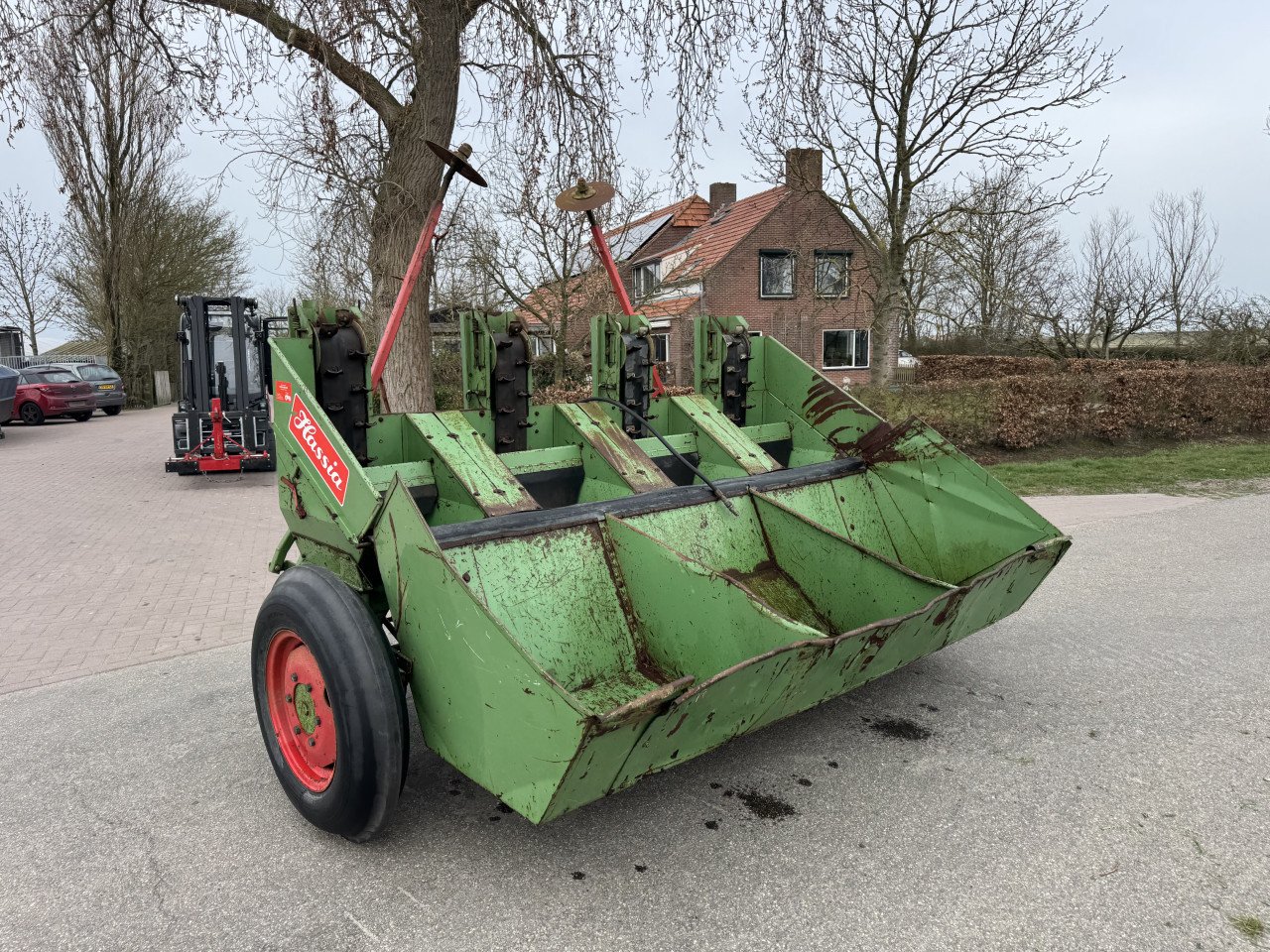 Hassia GLB 4 4 rijige aardappelpoter