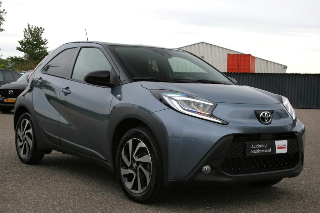 Toyota Aygo x 1.0 vvt-i s-cvt envy