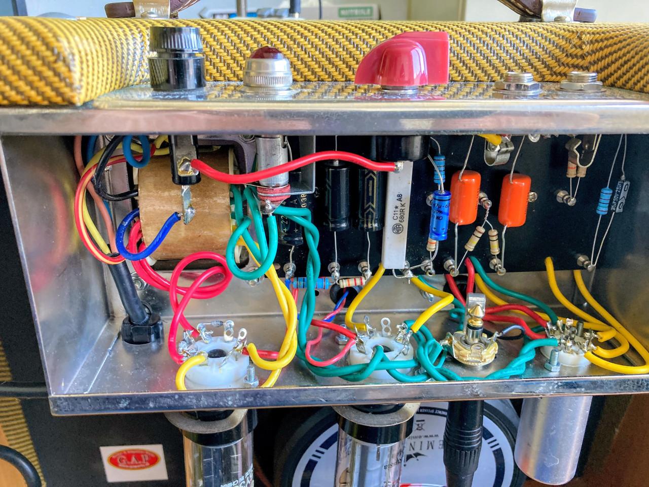 Handwired 5F1 Tweed Champ – 12” Eminence speaker, verlaagde prijs!