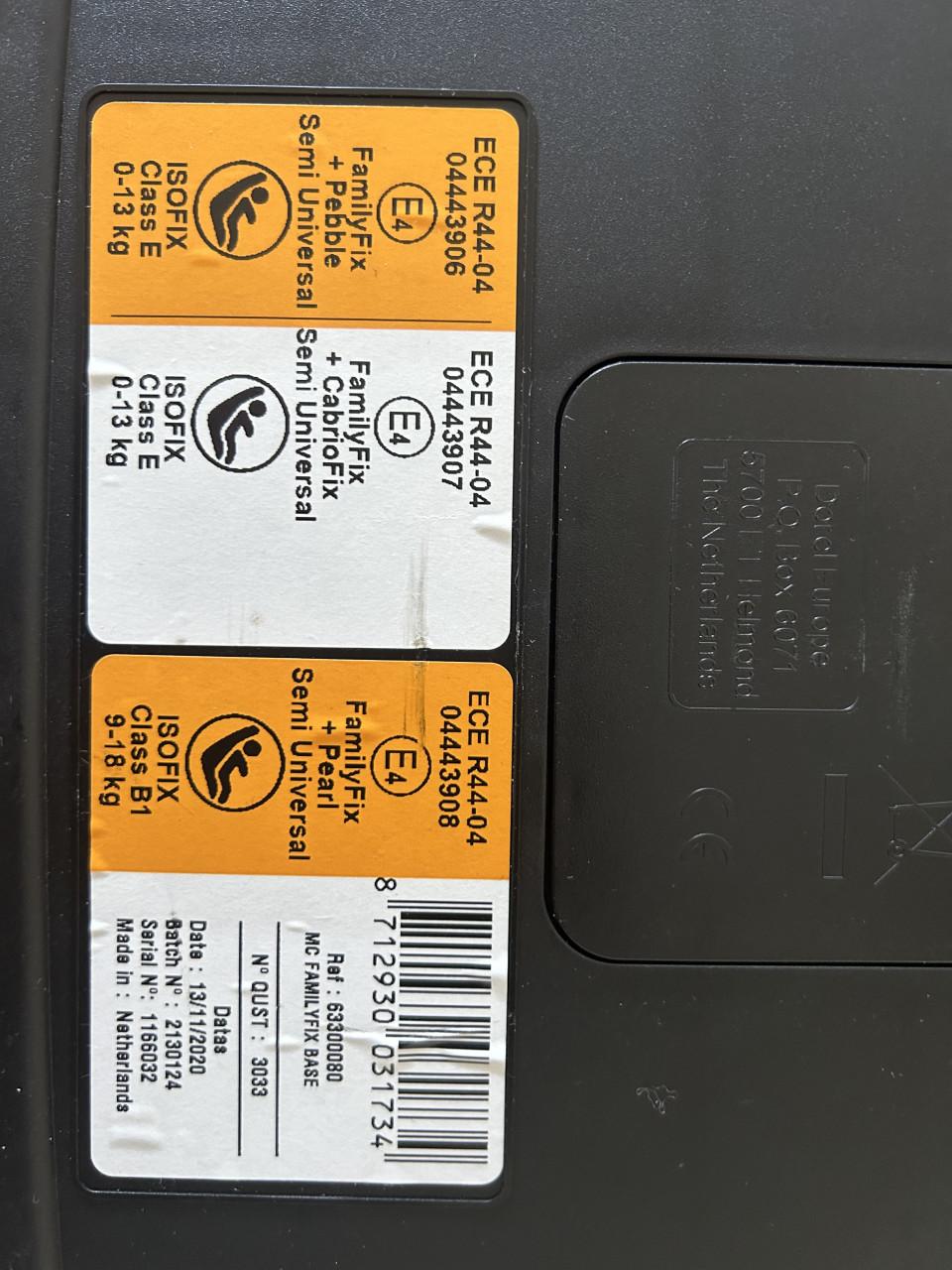 Maxi Cosi family base