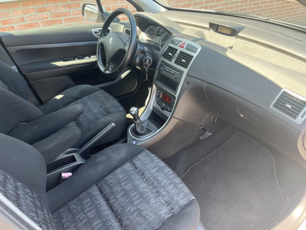Peugeot 307 break 1.6-16v xs | nwe apk | airco | trekhaak