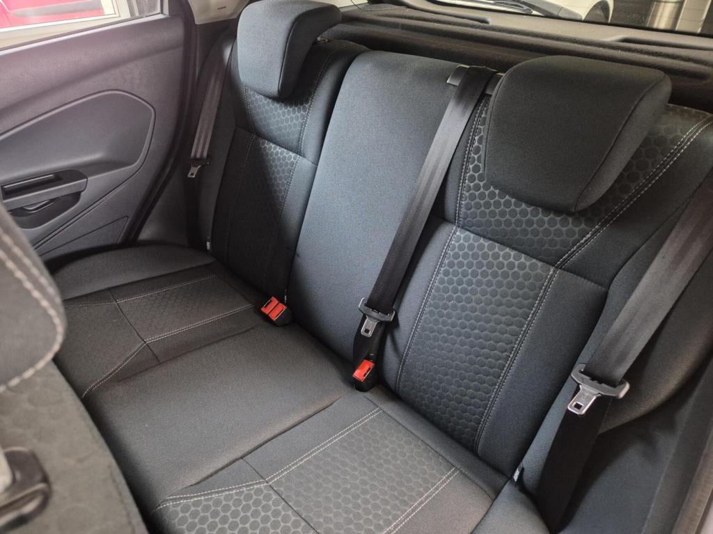 Ford Fiesta 1.25 titanium / nieuwe distriebutieriem 1e eigenaar / stoelverw