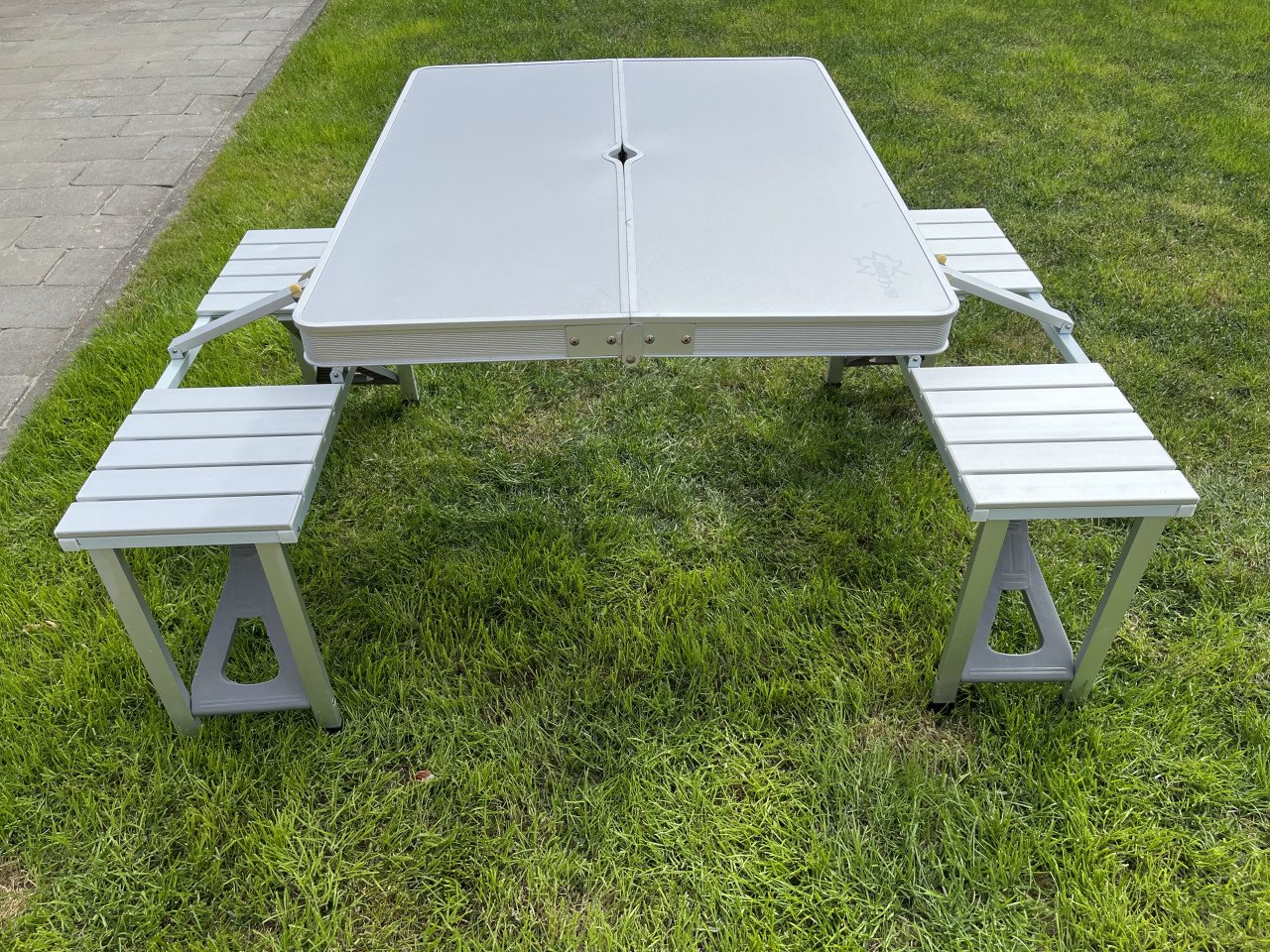 Bo camp picknick tafel