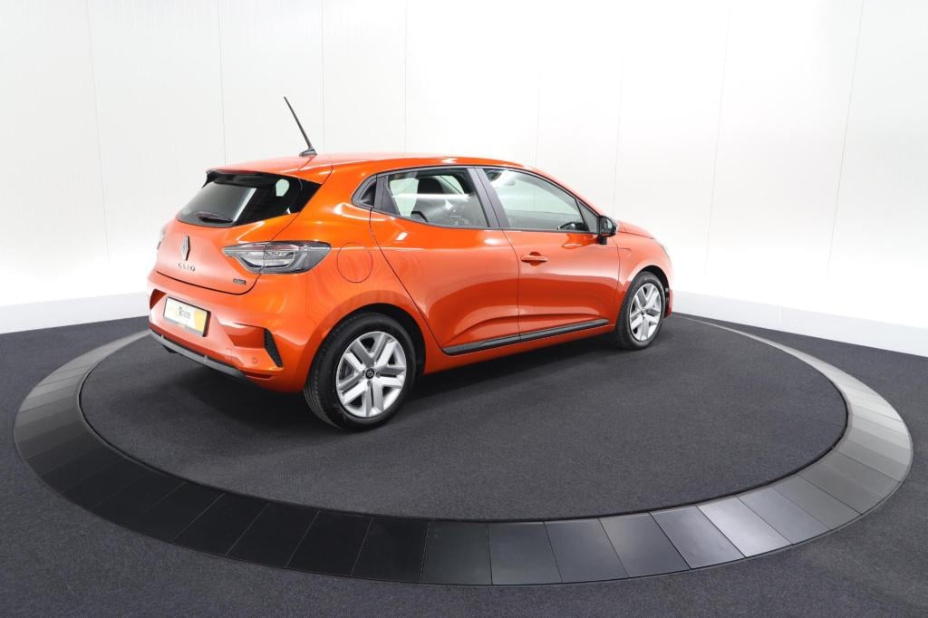 Renault Clio 1.6 e-tech full hybrid 145 evolution | apple carplay | parkeer