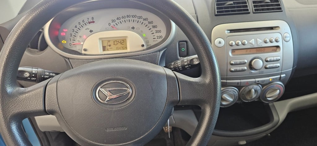 Daihatsu Sirion 1.3-16v prestige 5drs airco / nap / zuinig !!