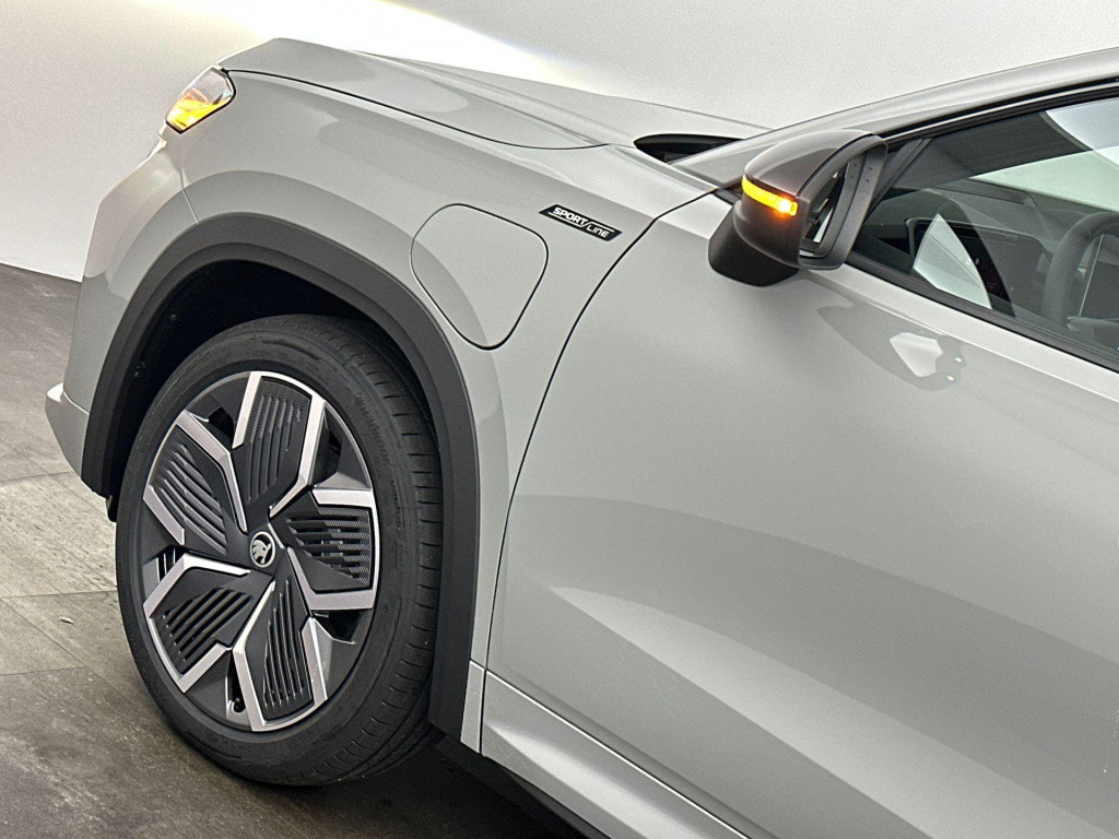 Skoda Kodiaq sportline business 1.5 tsi phev 150 kw / 204 pk su