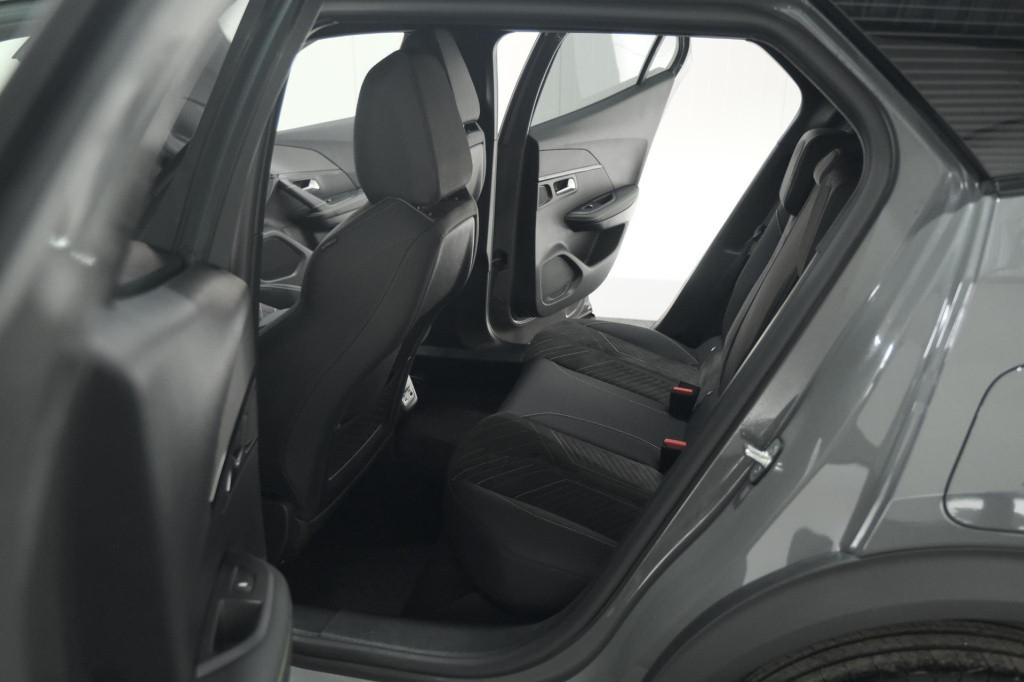 Peugeot 2008 puretech 130 eat8 gt | 360 camera | stoelmassage | adaptieve c