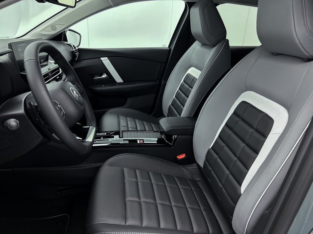 Citroen C4 hybrid 145pk automaat max