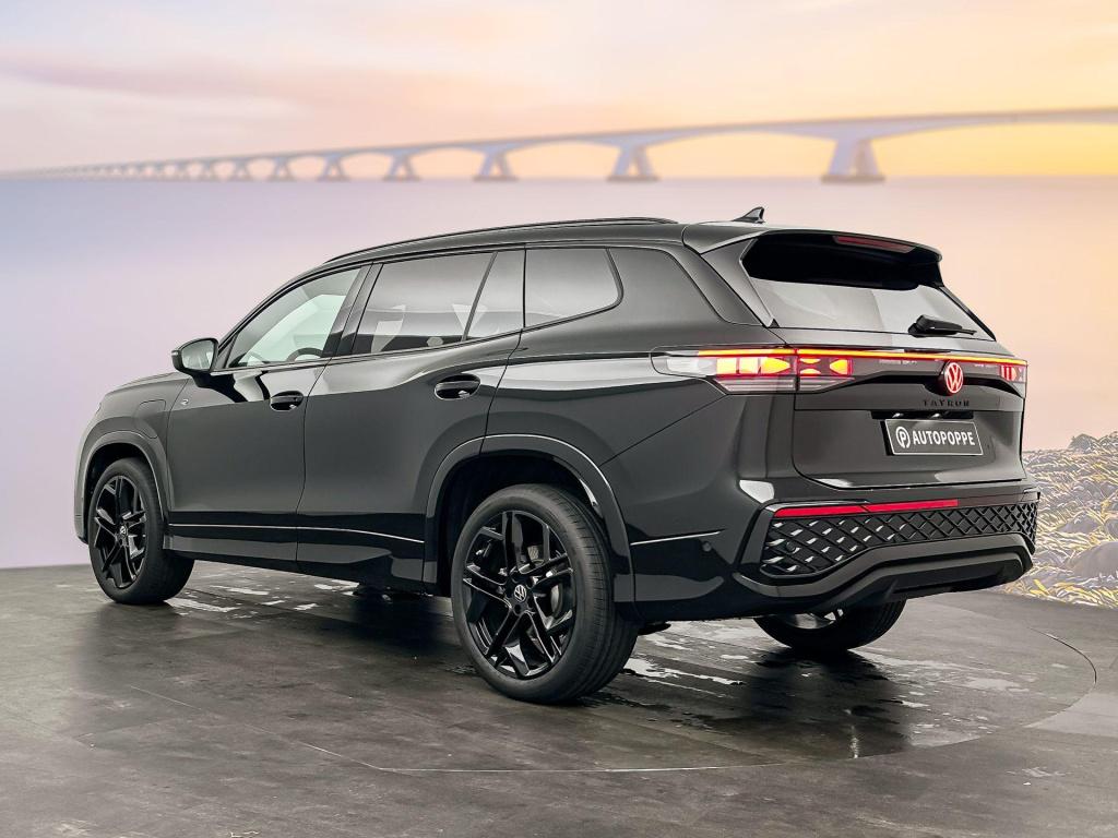 Volkswagen Tayron r-line edition 1.5 ehybrid 150 kw / 204 pk suv 6 v
