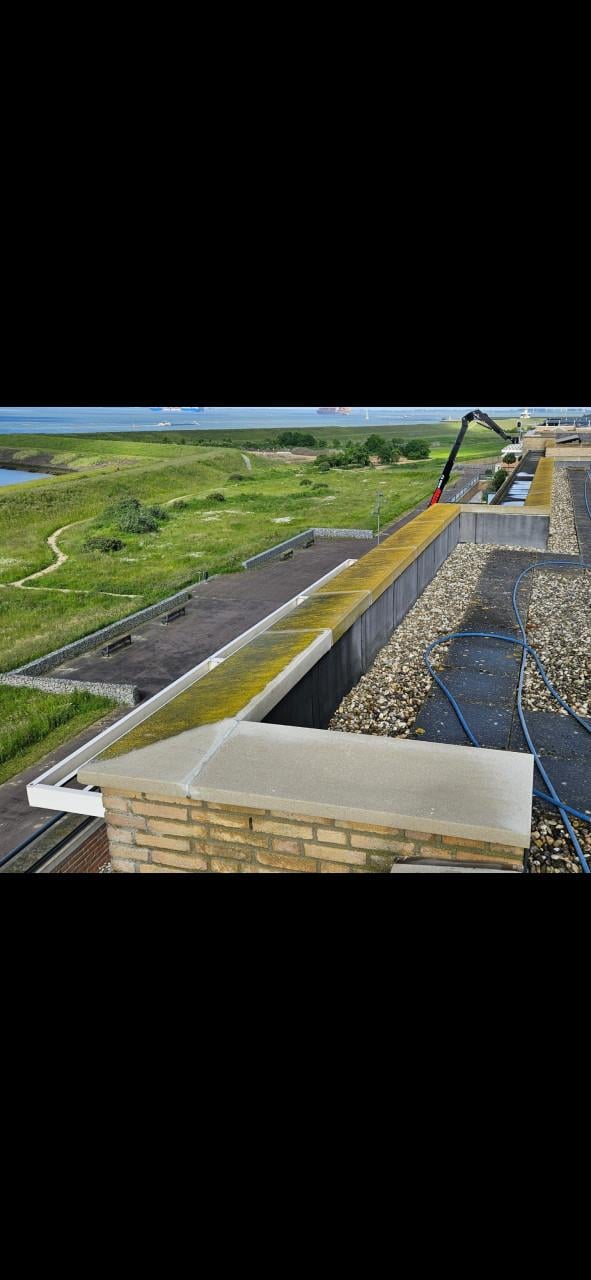 Hogedruk reinigen/schoonmaak tuin/gevel/erven/ straten en meer