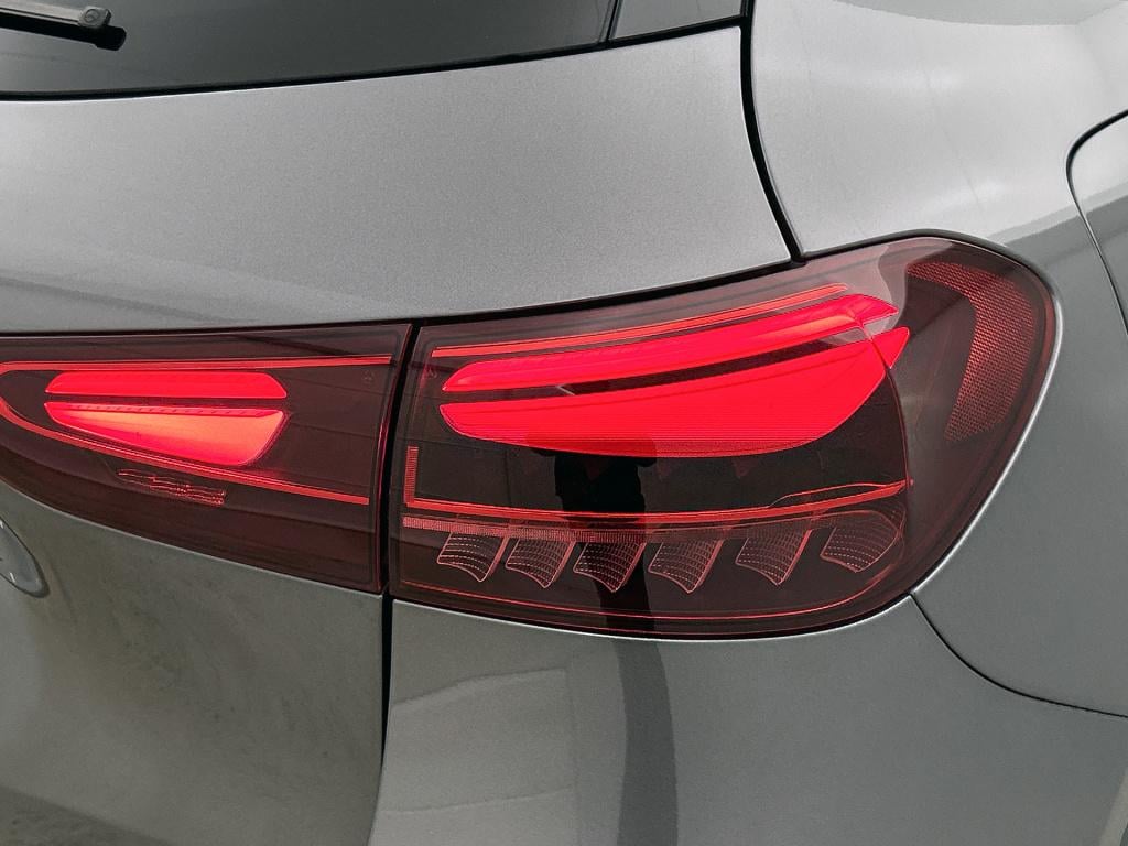 Mercedes-Benz Gla-klasse 250 e star edition amg line limited | dodehoek det