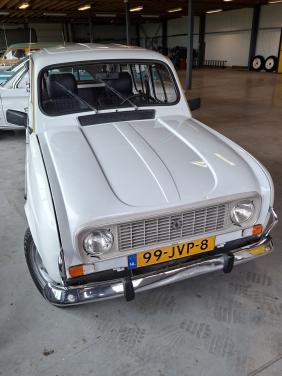 Renault 4