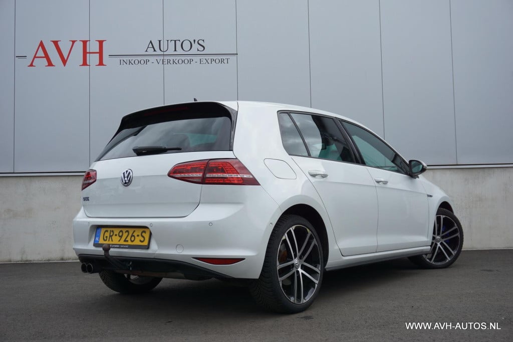Volkswagen Golf 1.4 tsi gte, panoramadak!!