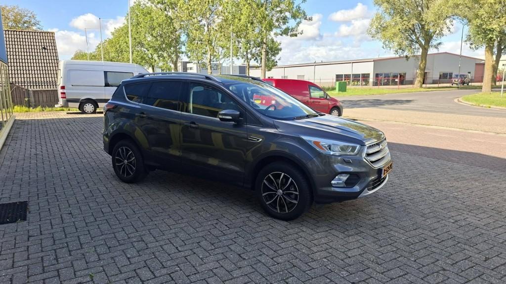 Ford Kuga 1.5 ecoboost st line