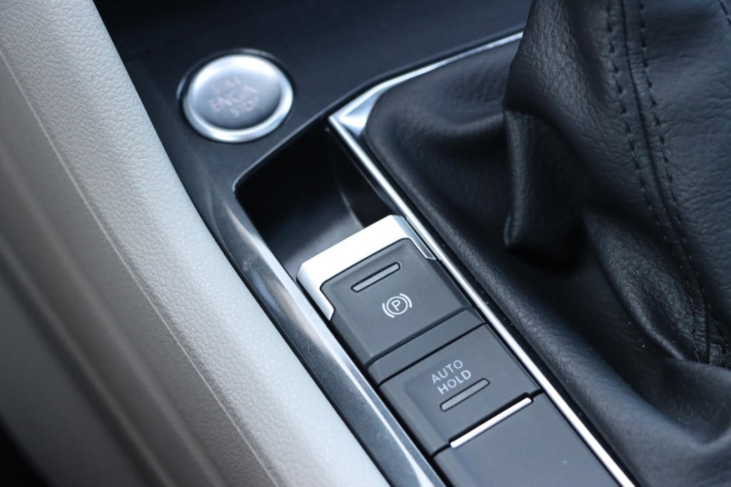 Volkswagen Tiguan 1.4 tsi ehybrid elegance 245pk dsg6