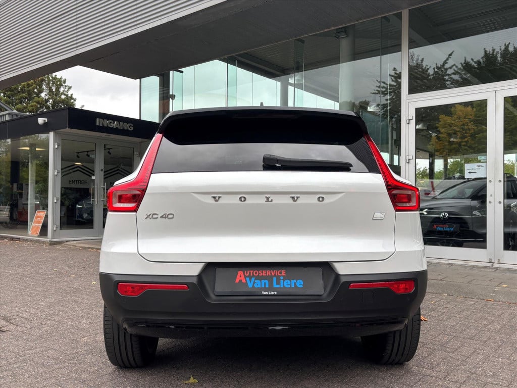 Volvo XC40 1.5 t4 211pk r-design|trekhaak|carplay|navi|21