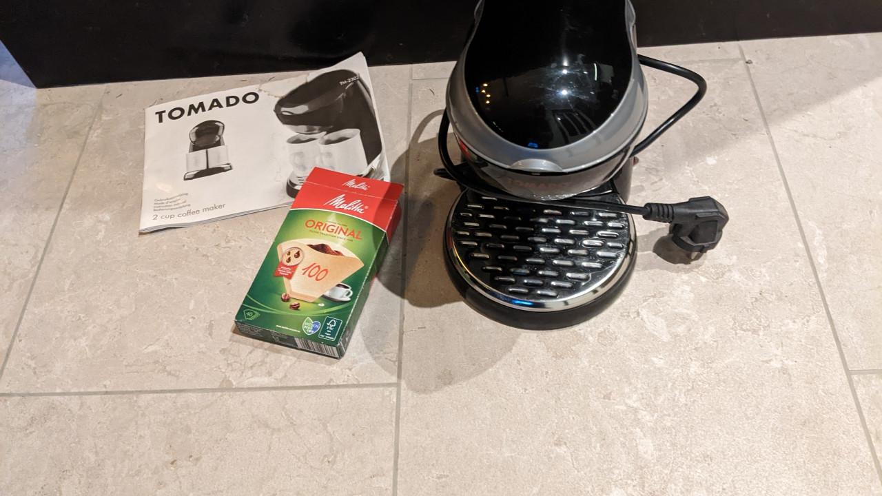 Mini filterkoffie apparaat incl filterzakjes en gebruiksaanwijzing