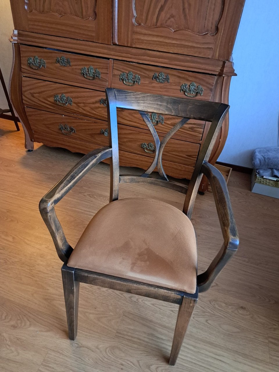 Ronde eettafel (∅ 90 cm) met 3 bijpassende stoelen (set)