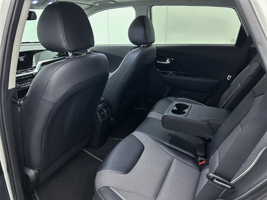 Kia E-niro dynamicplusline 64 kwh | schuif-/kanteldak |