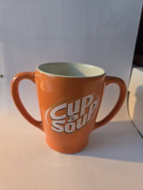 Originele cup a soup beker met 2 oren. Als Nieuw