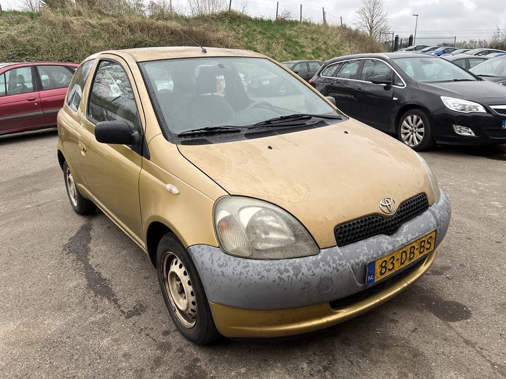 Toyota Yaris 1.0-16v vvt-i terra