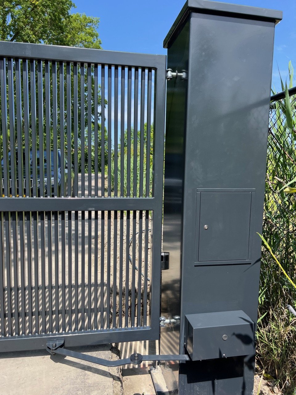 Inrijpoorten - Automatische poorten - Tuinpoorten en Hekwerken.