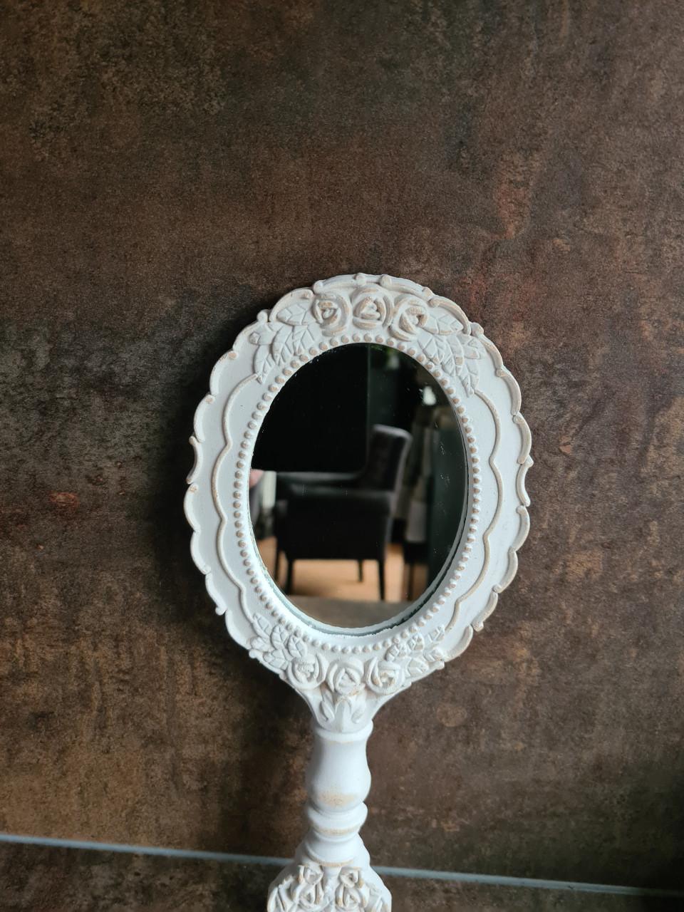 Vintage handspiegel met rozen decoratie