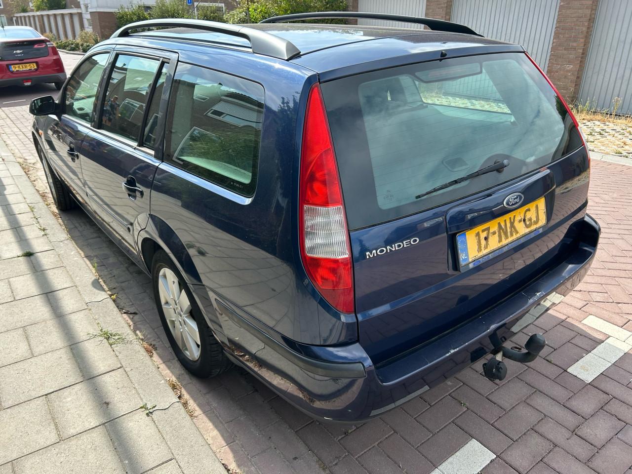 Ford Mondeo 1.8 16V 92KW Wagon 2003 Blauw