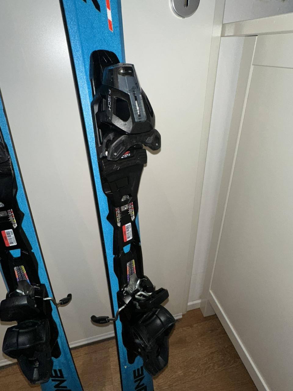 Fischer RC One 77 XTR – 151 cm incl. bindingen