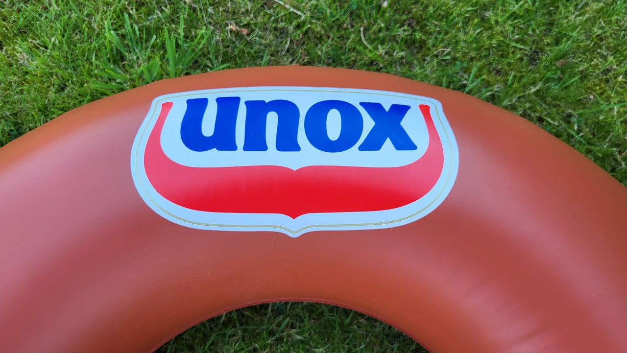 Unox rookworst zwemband / opblaasfiguur