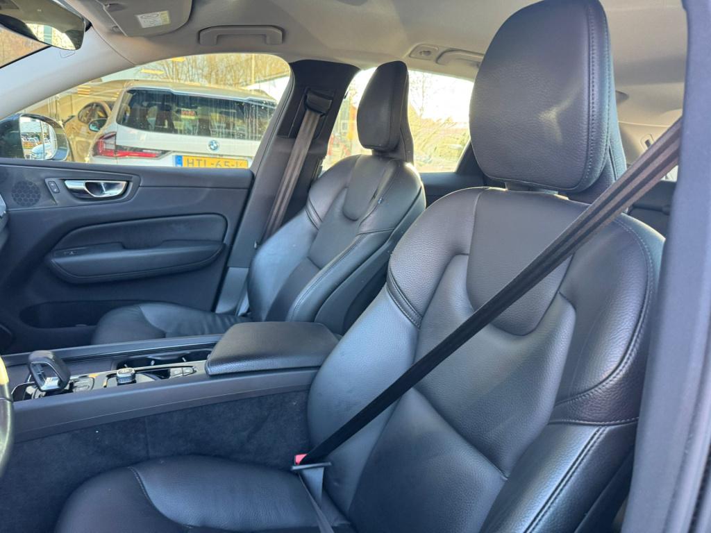 Volvo XC60 2.0 b4 momentum