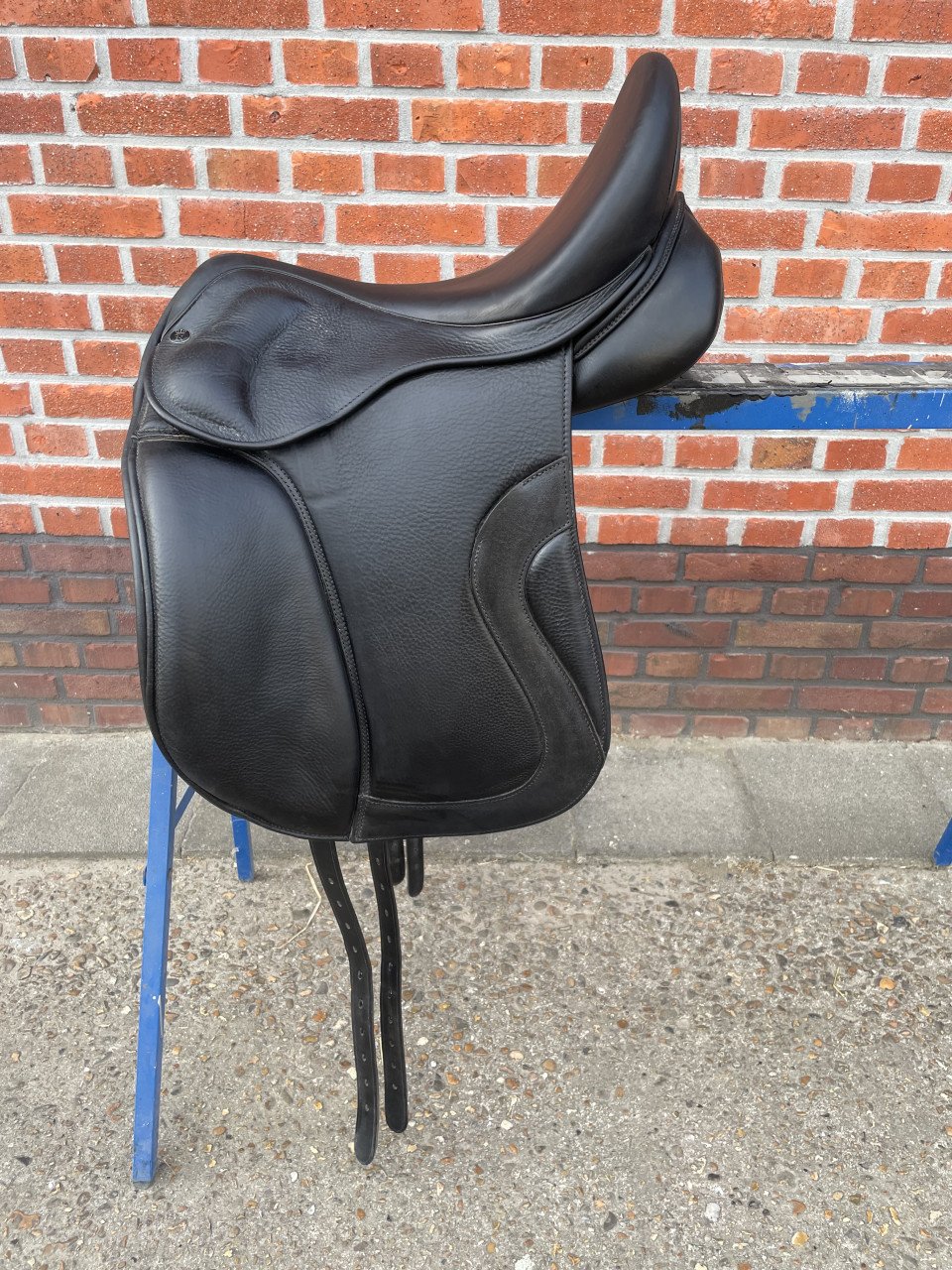 Kingsley dressuurzadel D2 als nieuw