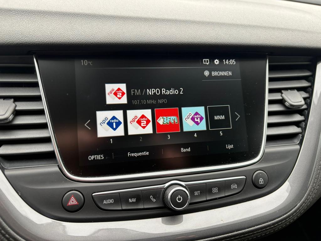 Opel Grandland X 1.2 turbo business executive