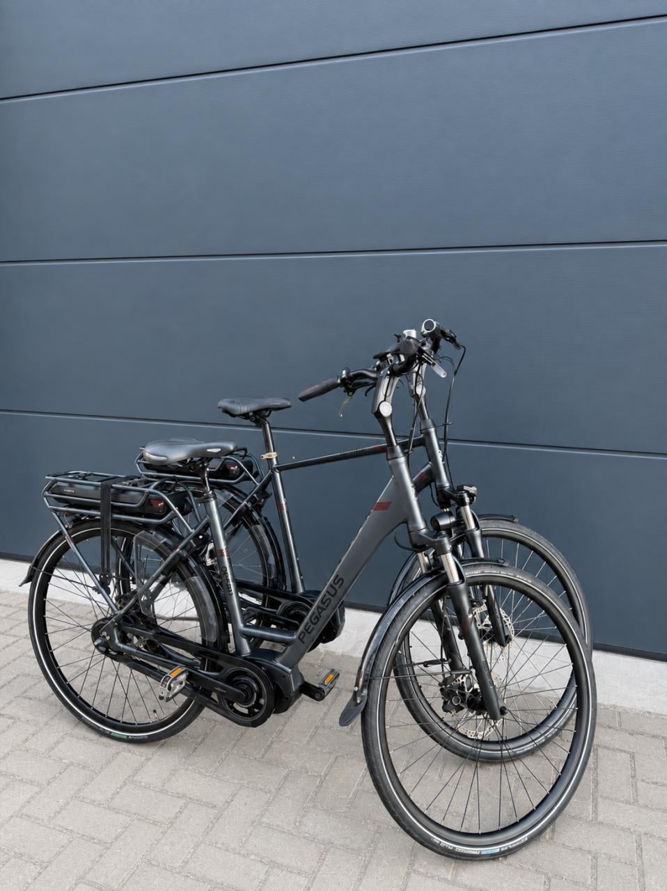Set Pegasus Opero E8F middenmotor elektrische fietsen