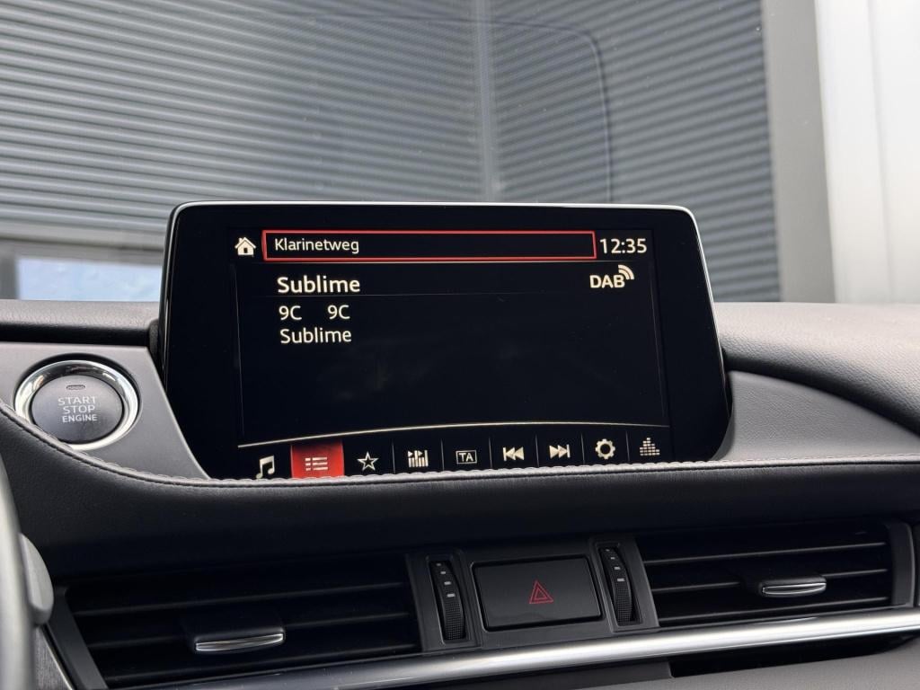 Mazda 6 sportbreak 2.0 skyactiv-g 165 centre-line nl-auto incl. afneembare 