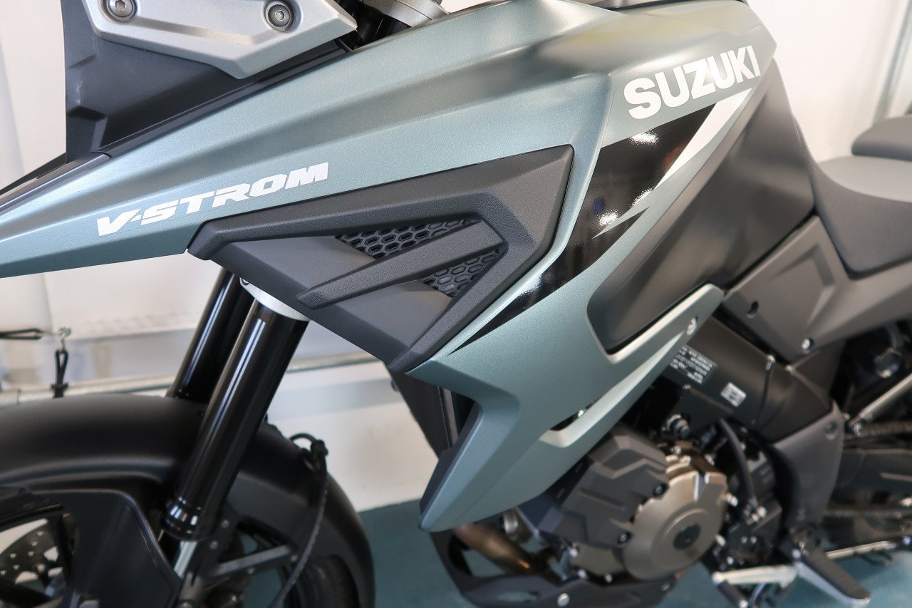 Suzuki V-Strom 1050 2025 BTW motor