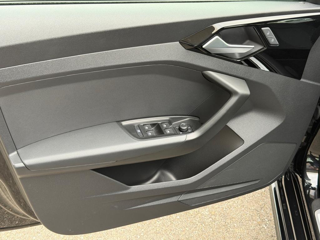 Audi A1 Sportback 30 tfsi 116pk s-tronic s-line | navi | virtual cockpit | 