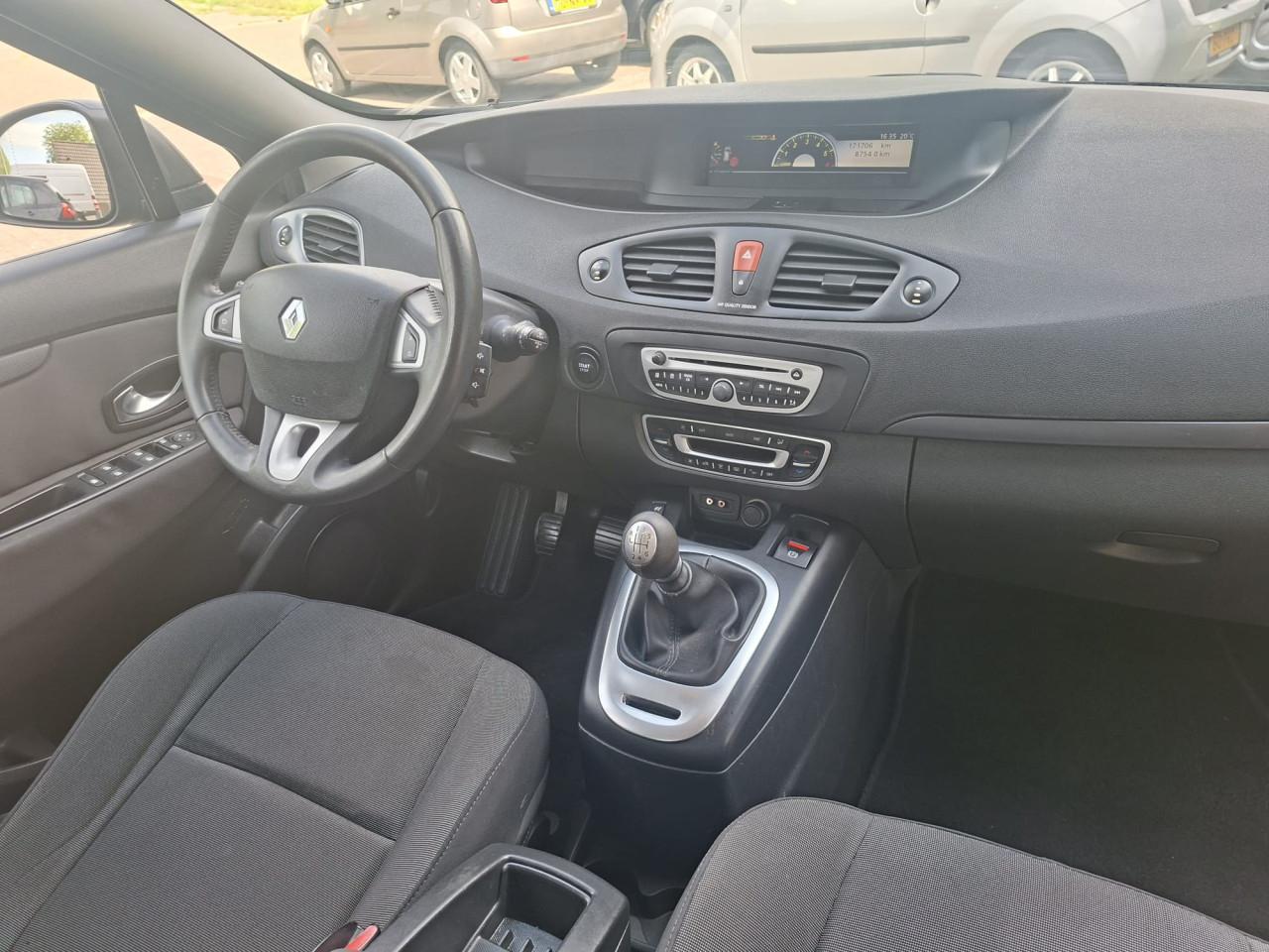 Renault SCENIC 1.5 DCI Expression 5drs bj:2011 airco i.z.g.st