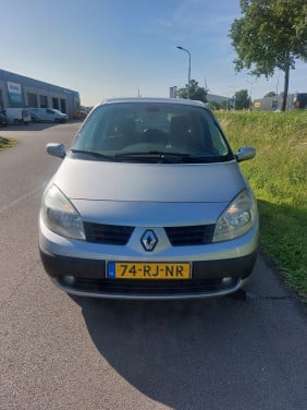 Renault senic automaat bj 2007  1500 euro