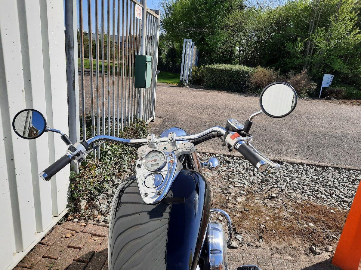 Honda Shadow VT750 Classic. mooie cruiser met weinig Km