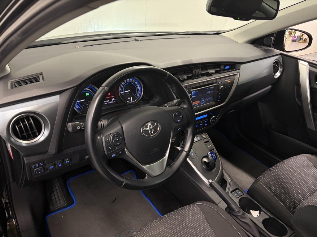 Toyota Auris touring sports 1.8 hybrid lease+