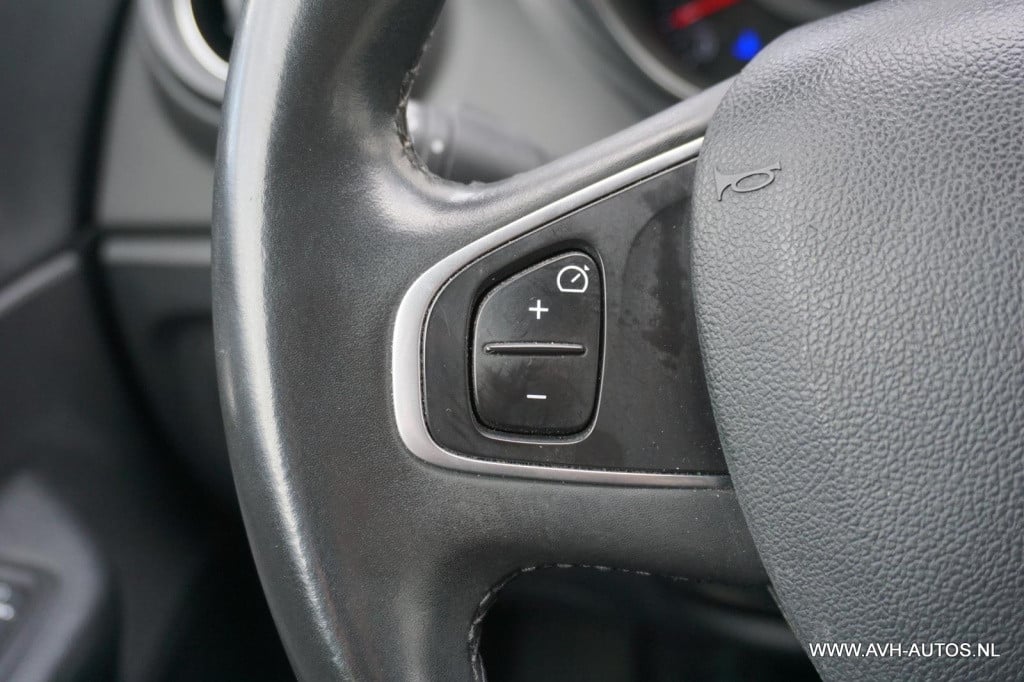 Renault Captur 0.9 tce intens
