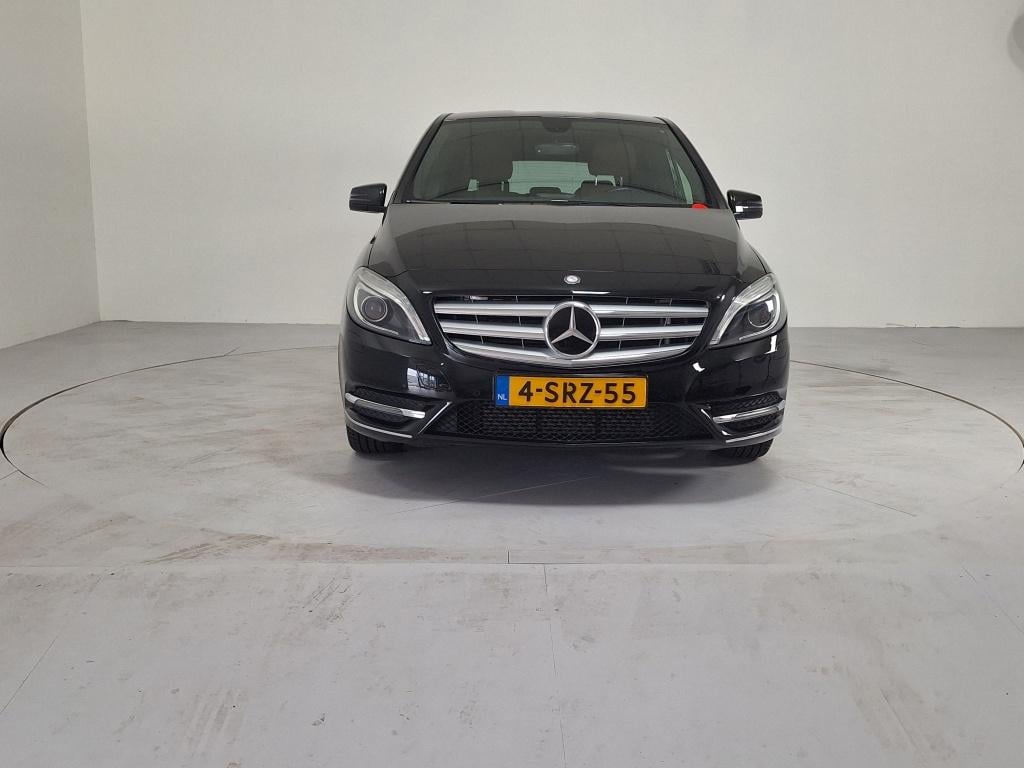 Mercedes-Benz B-Klasse 180 | stoelverwarming |