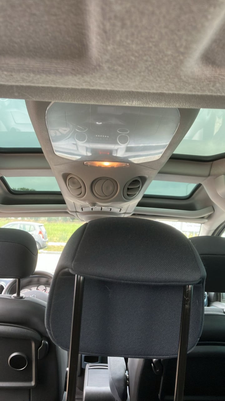 Peugeot partner tepee 1.6 benzine 5 zits 97000km