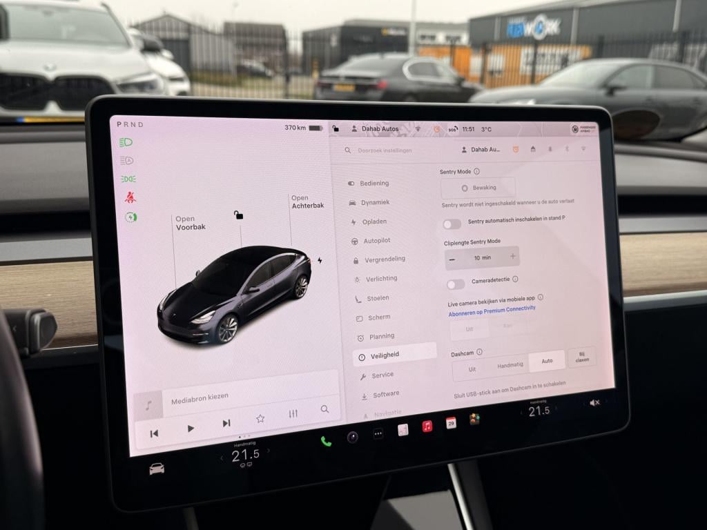Tesla Model 3 long range awd 75 kwh | stoelverwarming v+a | pano | nomad te