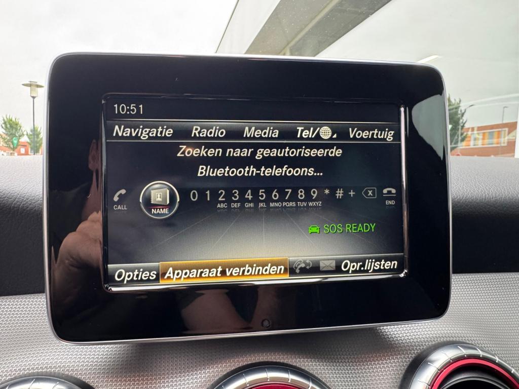 Mercedes-Benz Cla 200 urban automaat , apple-carplay , achteruitrijcamera ,