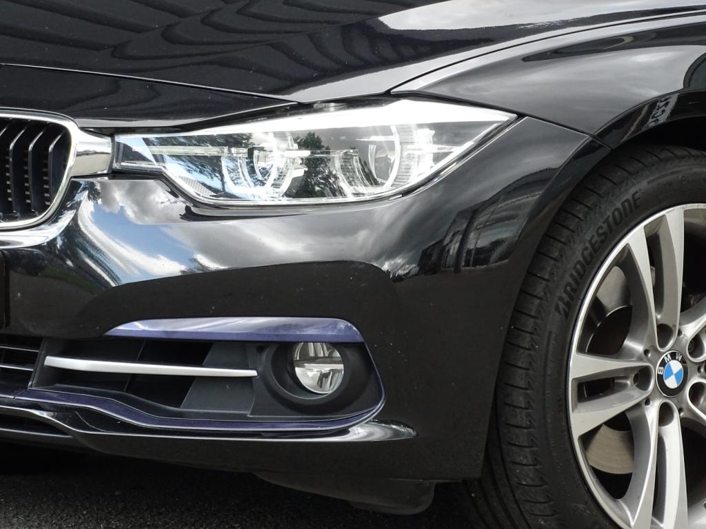 BMW 3-serie 330e
