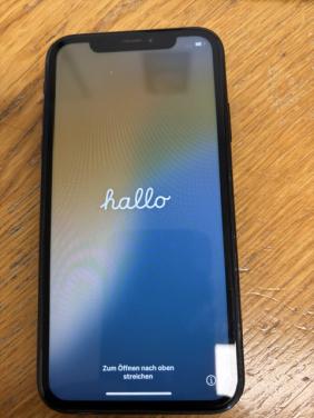 IPhone XR met laatste iOS van Apple incl. hoesje