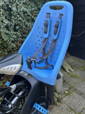 Fietsstoeltje Yepp voor bagagedrager - blauw - ZGAN